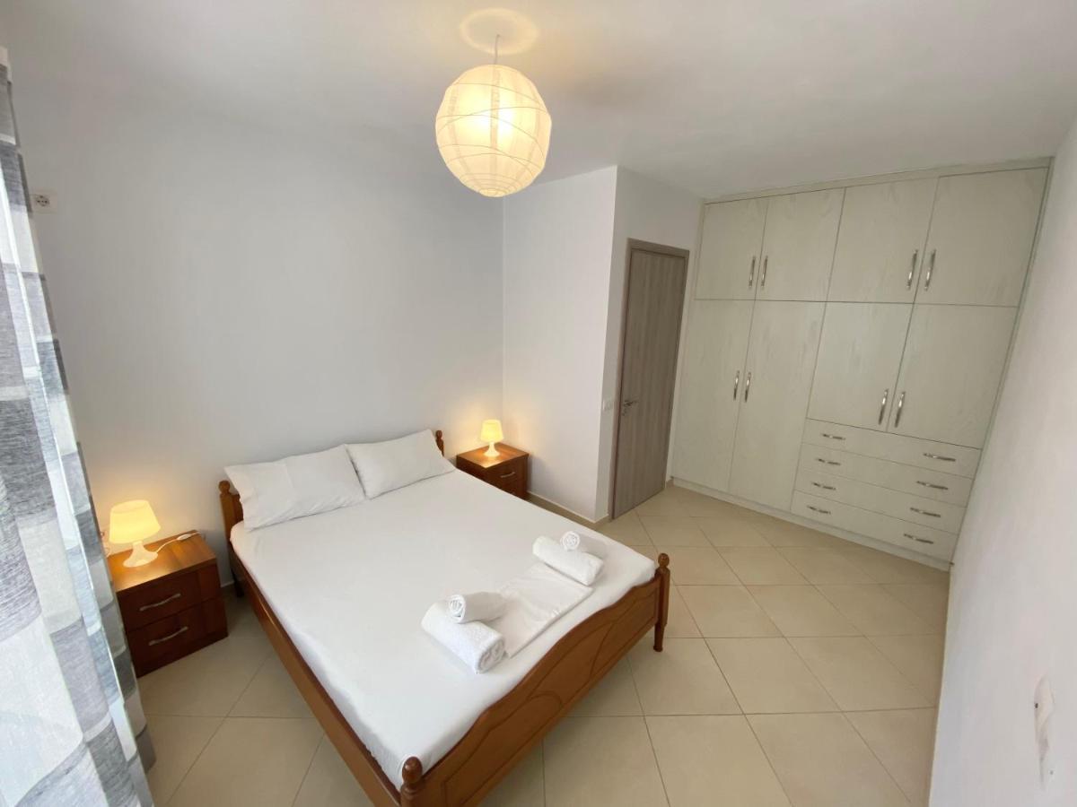 Evgenia'S Apartment Sarandë エクステリア 写真